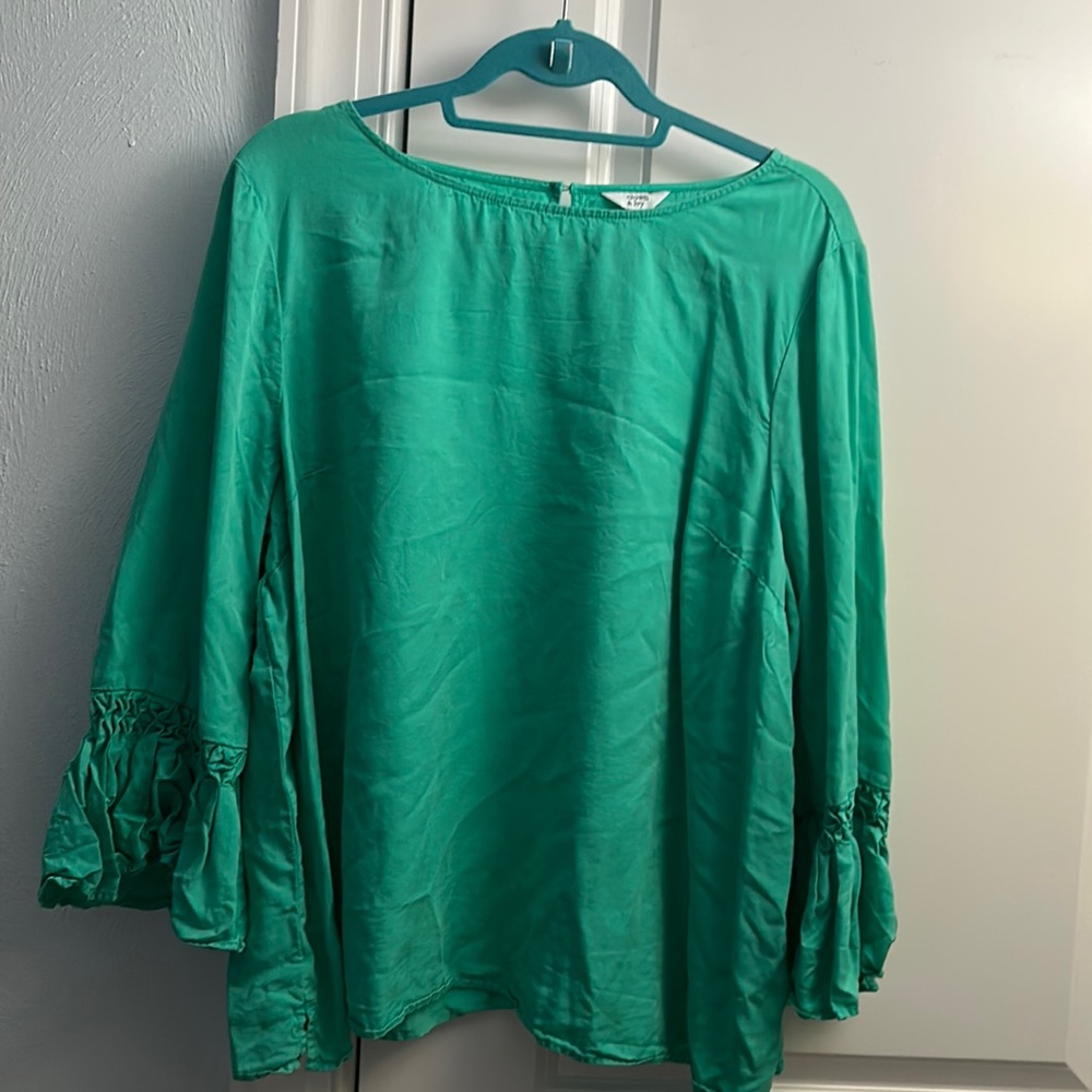 Crown & Ivy 3/4 sleeve high neck blouse